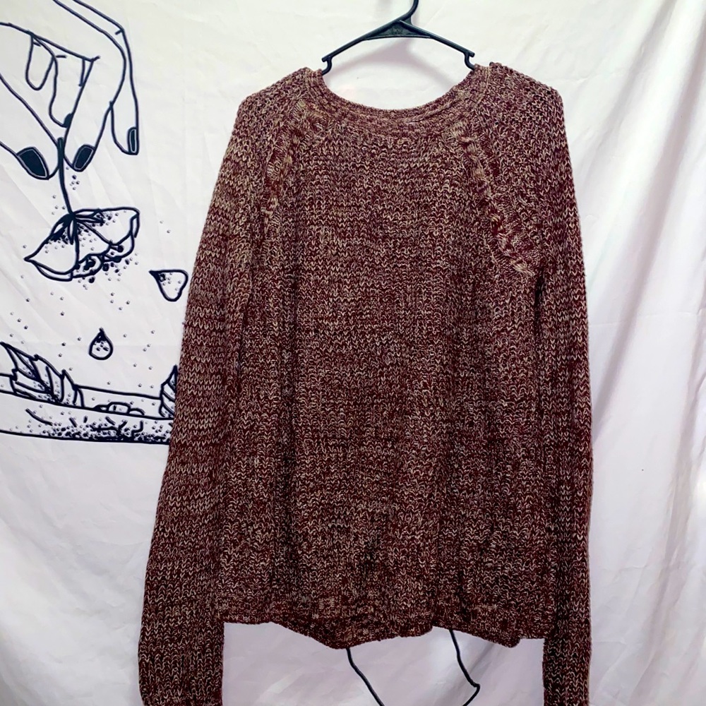 Maroon sweater